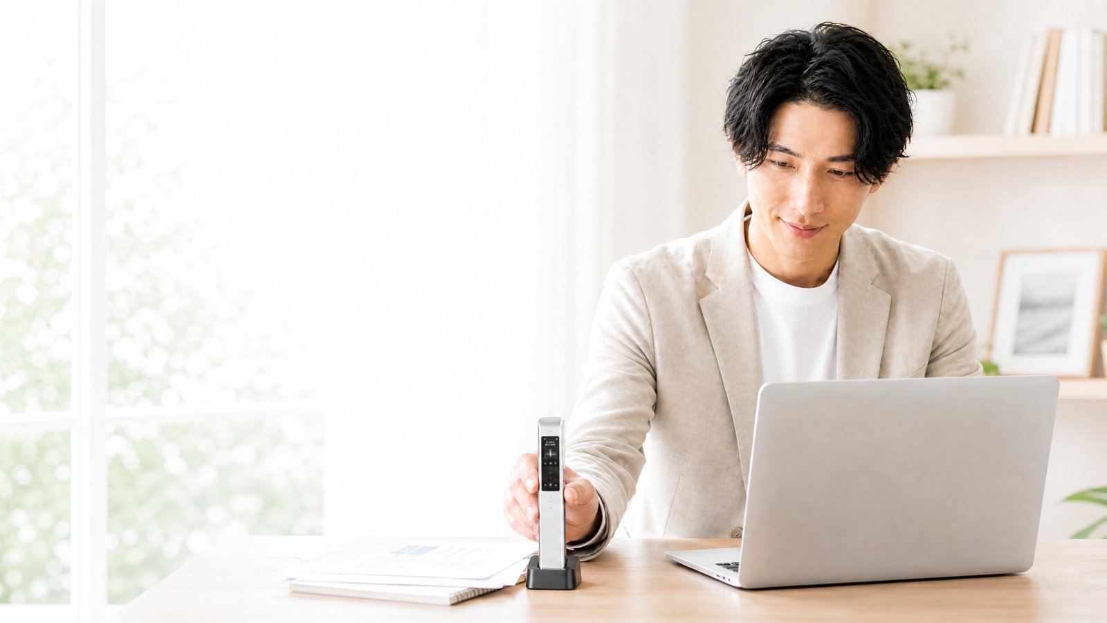 VOITER SR302Proで機密会議を録音する運営者ヒカル